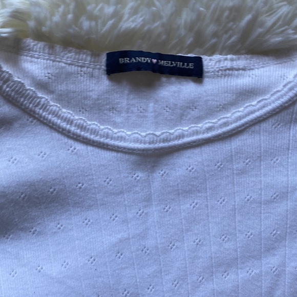 White long sleeve with gorgeous pattern and nice stretchy material - Picture 3 of 4